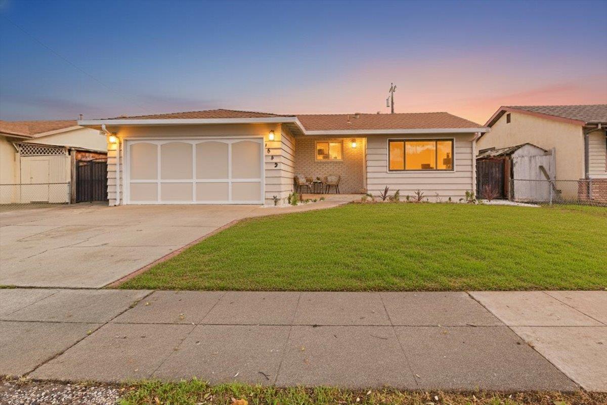 Front Image Thumbnail for ML82027802