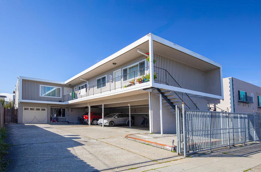 Front Image Thumbnail for ML82027827