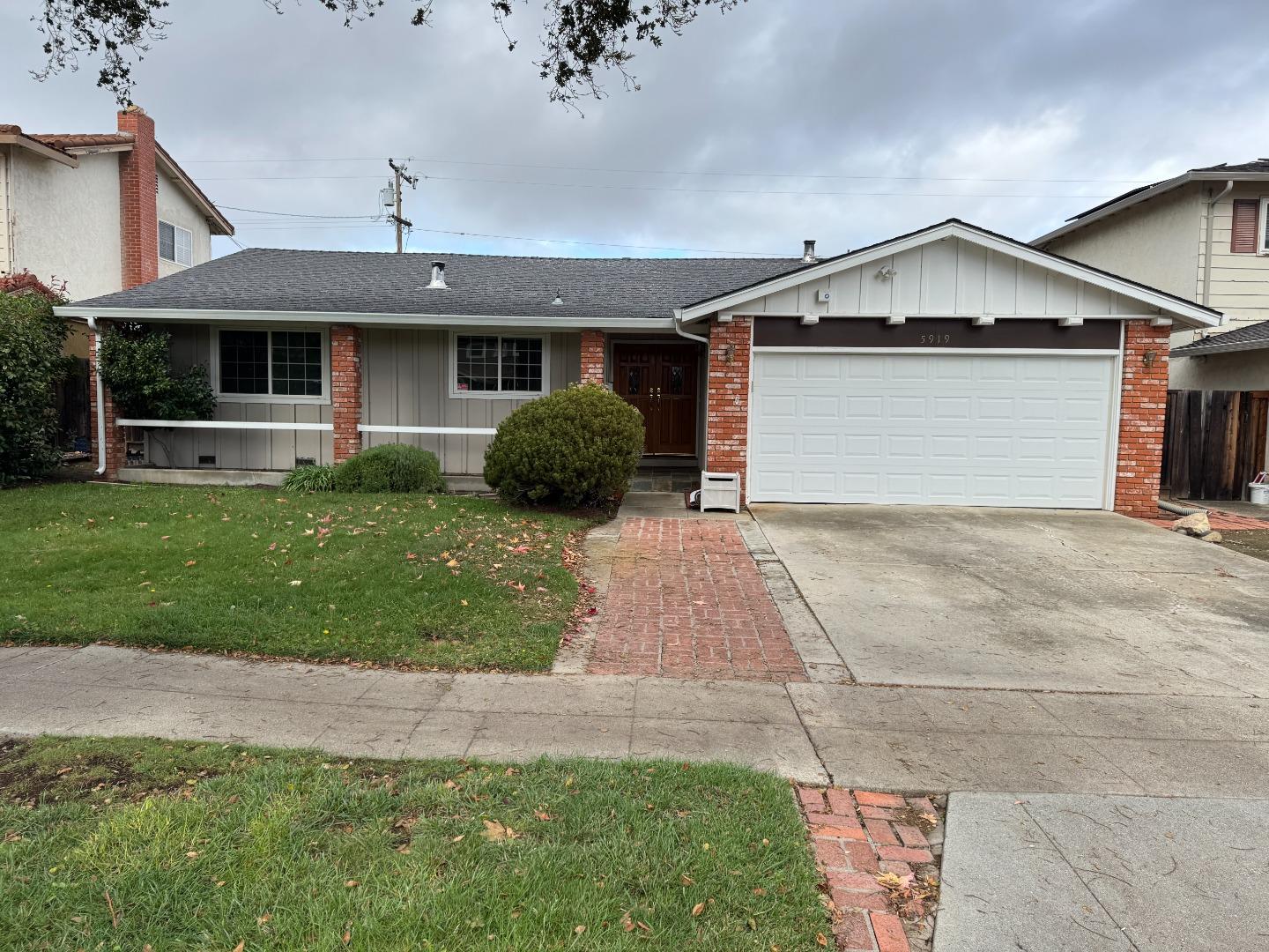 Front Image Thumbnail for ML82027870