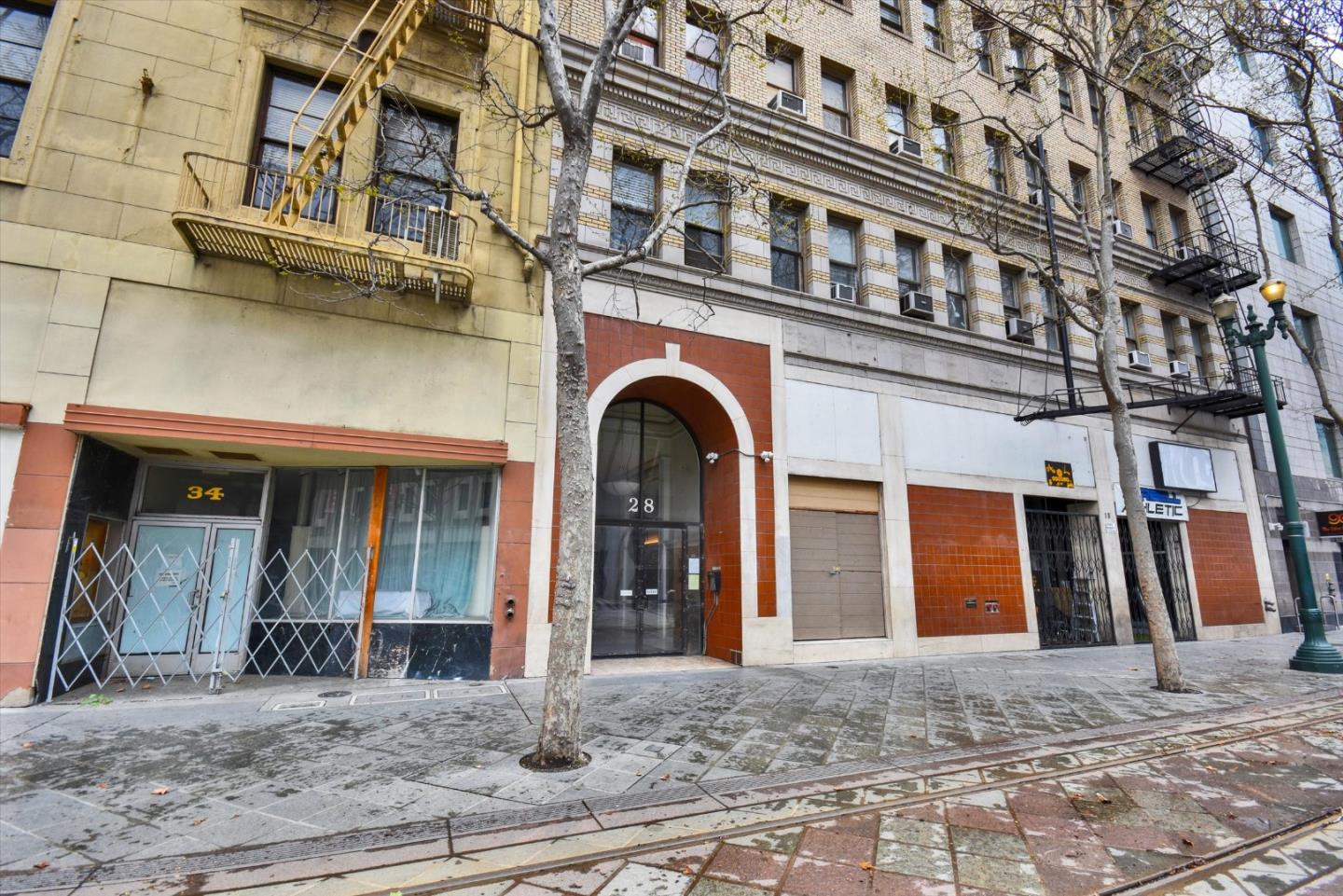 Front Image Thumbnail for ML82027888