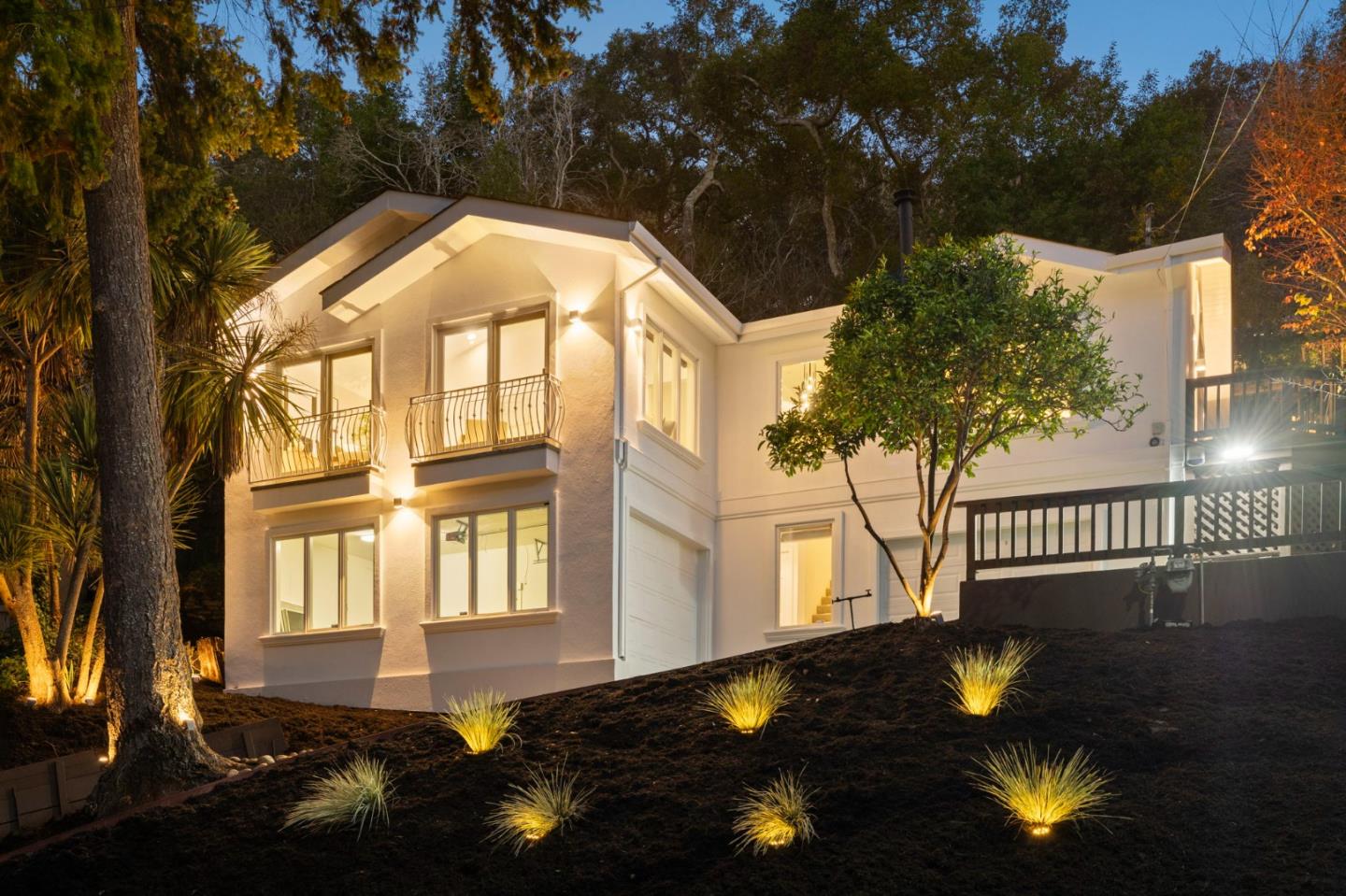 Front Image Thumbnail for ML82027921