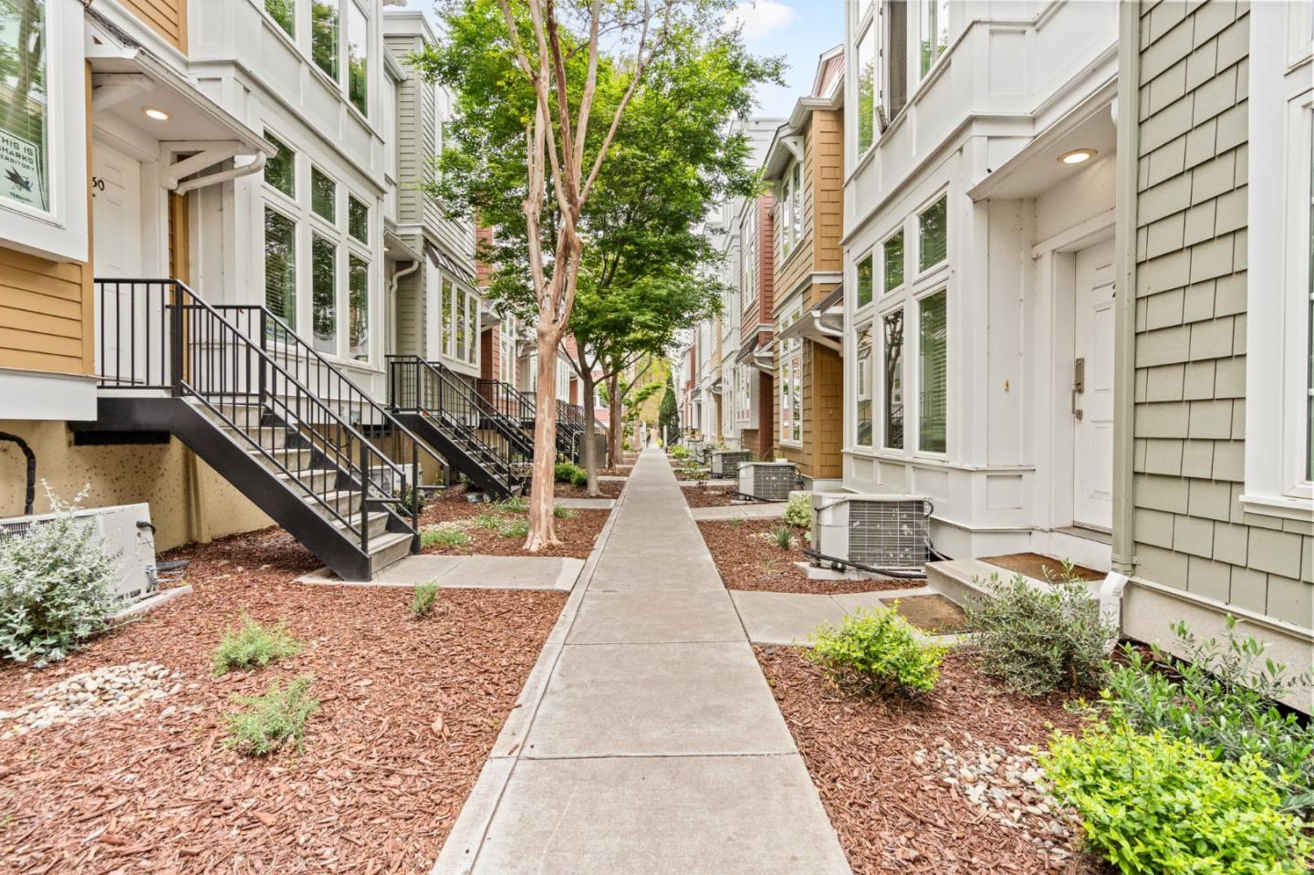 Front Image Thumbnail for ML82027924