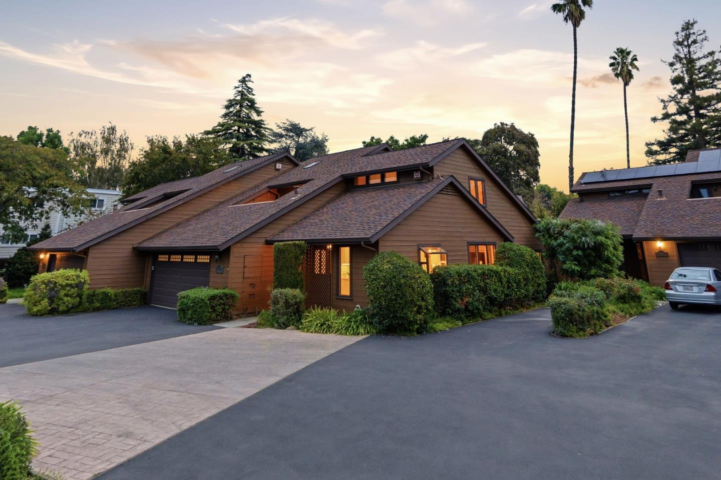 Front Image Thumbnail for ML82028016