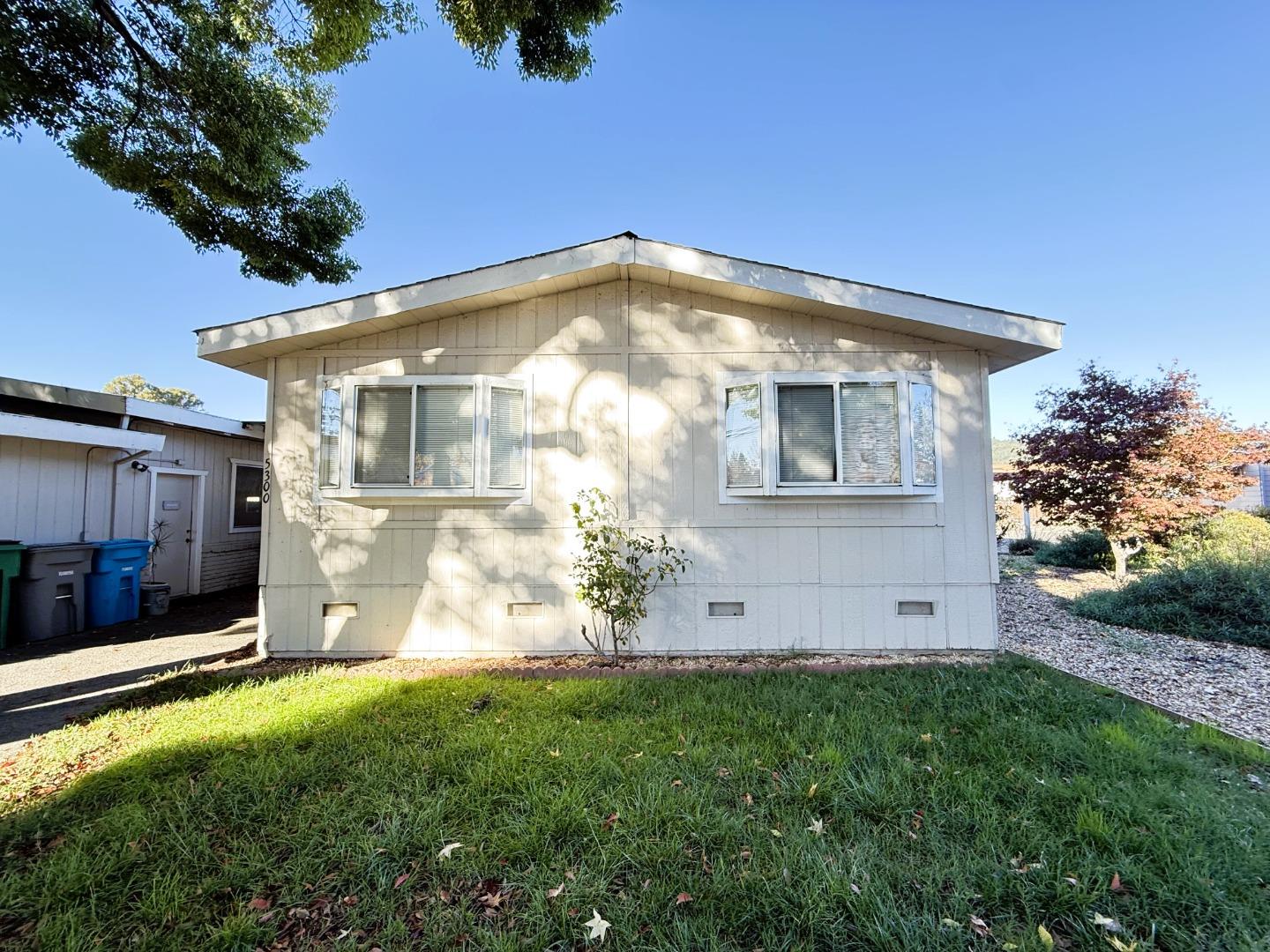 Front Image Thumbnail for ML82028020