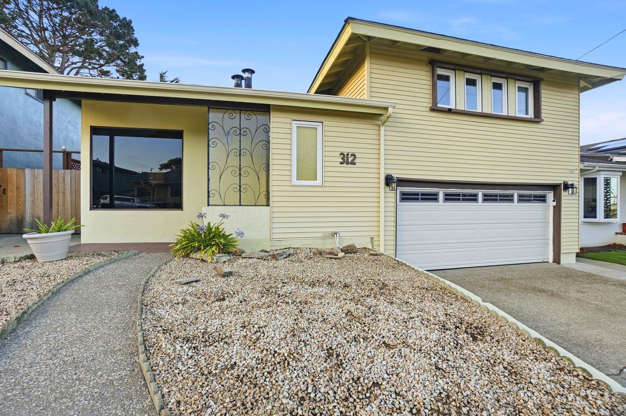 Front Image Thumbnail for ML82028082