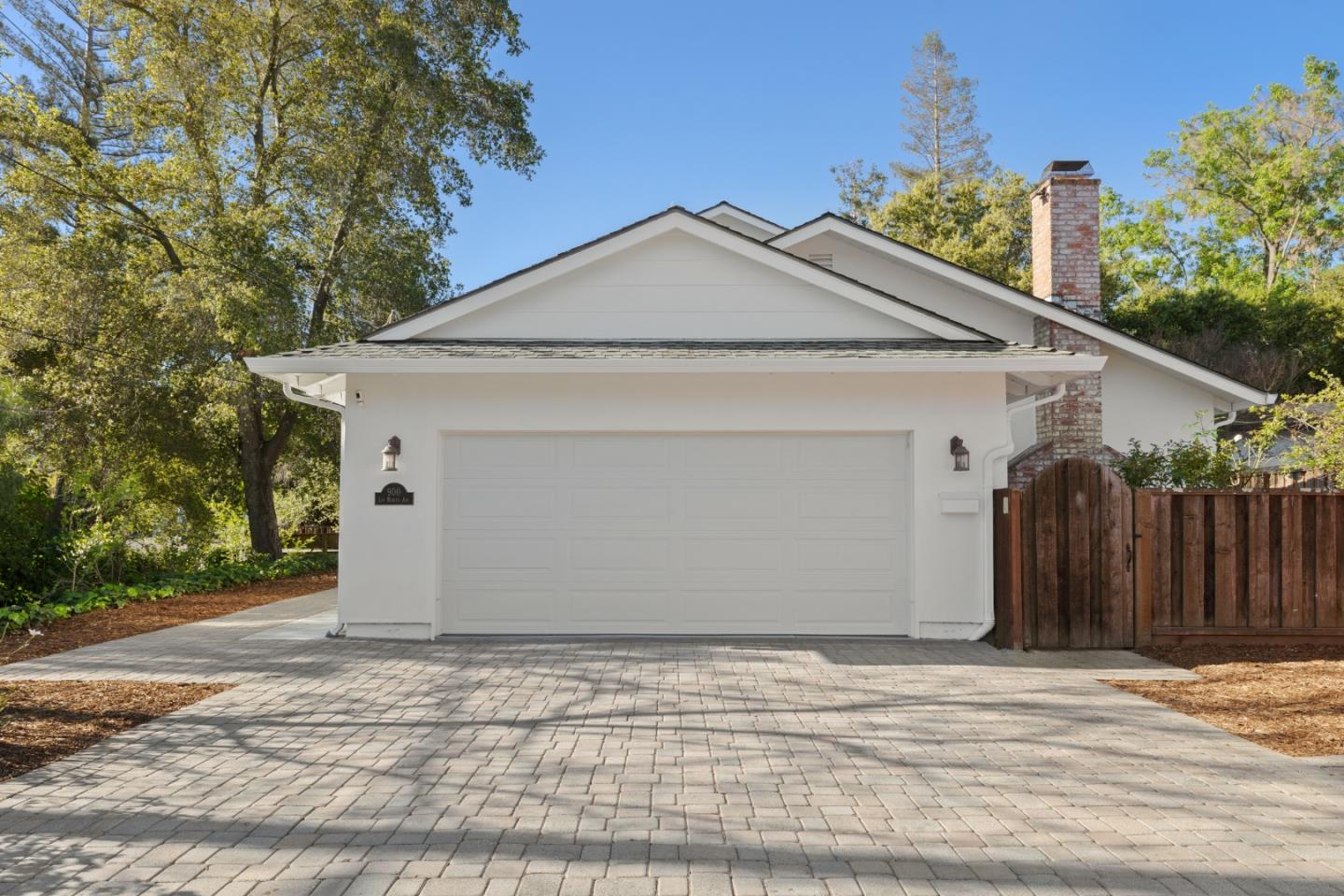 Front Image Thumbnail for ML82028132