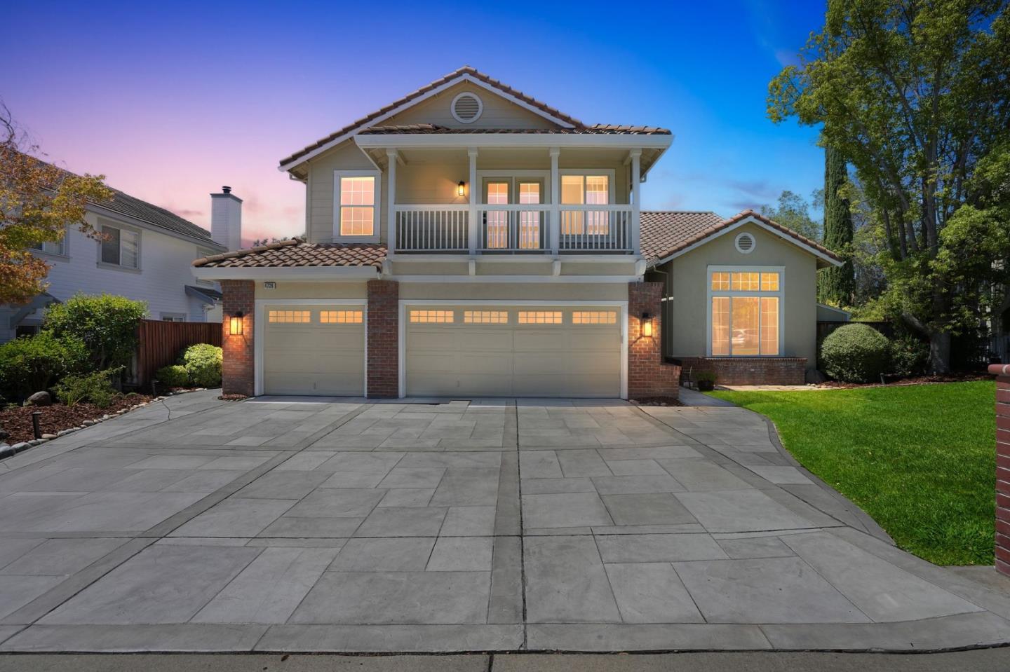 Front Image Thumbnail for ML82028137