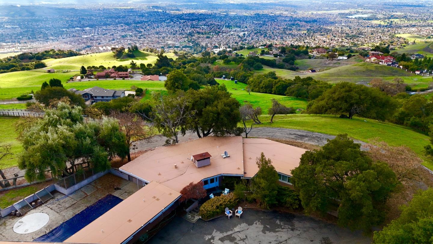 Front Image Thumbnail for ML82028161