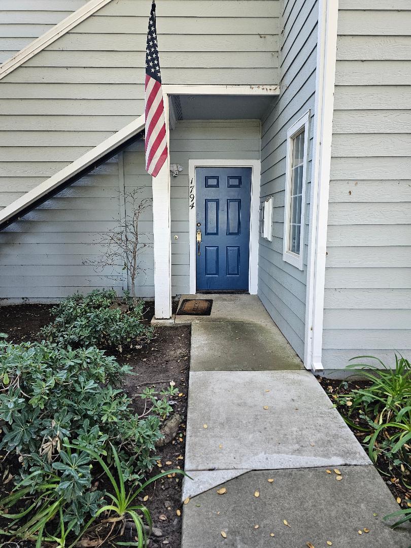 Front Image Thumbnail for ML82028204