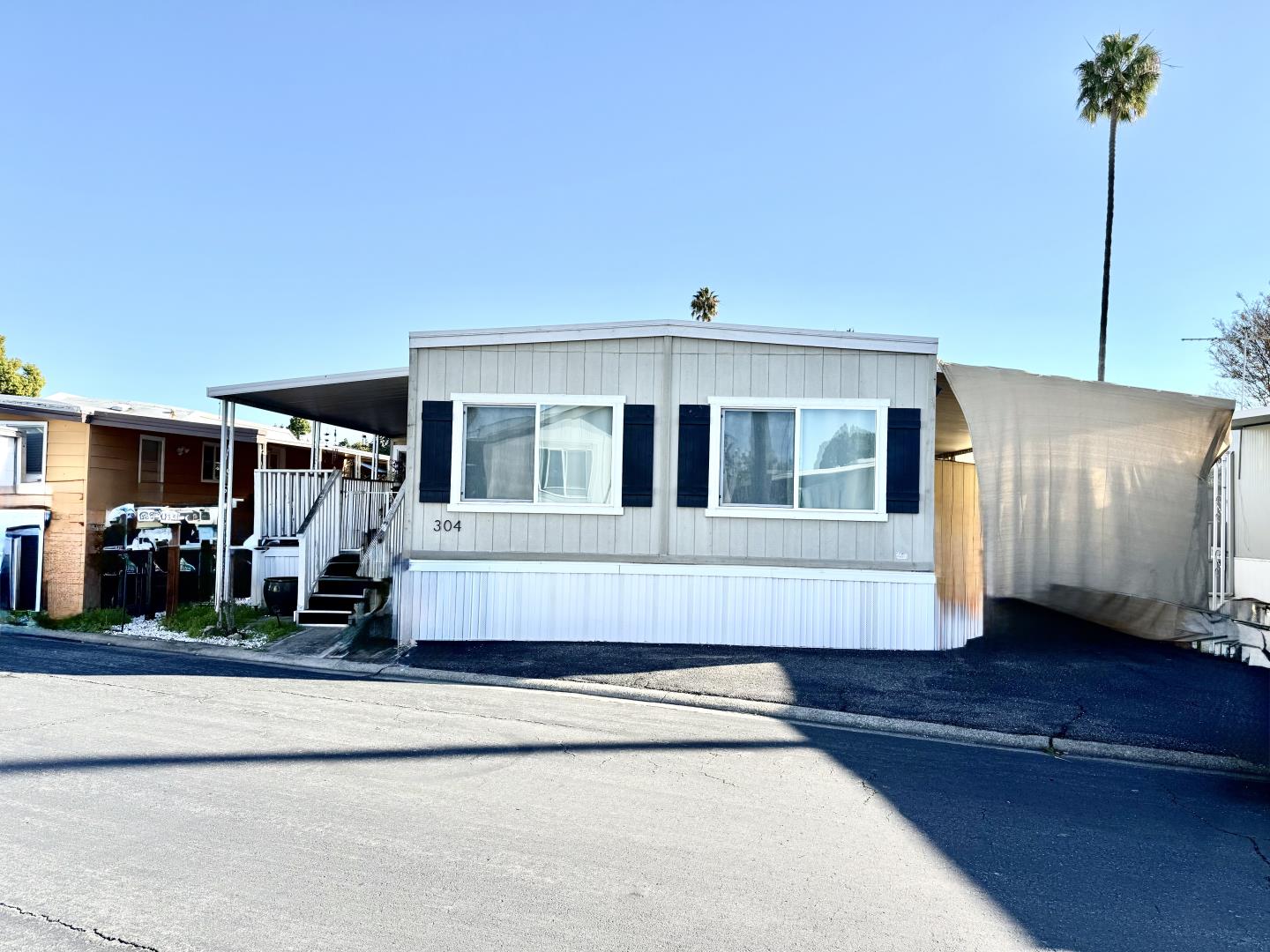 Front Image Thumbnail for ML82028212