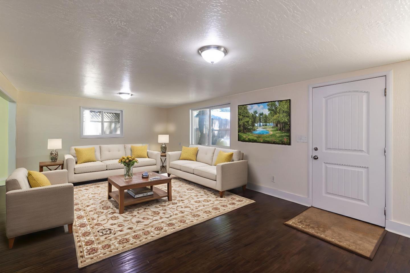 Front Image Thumbnail for ML82028358