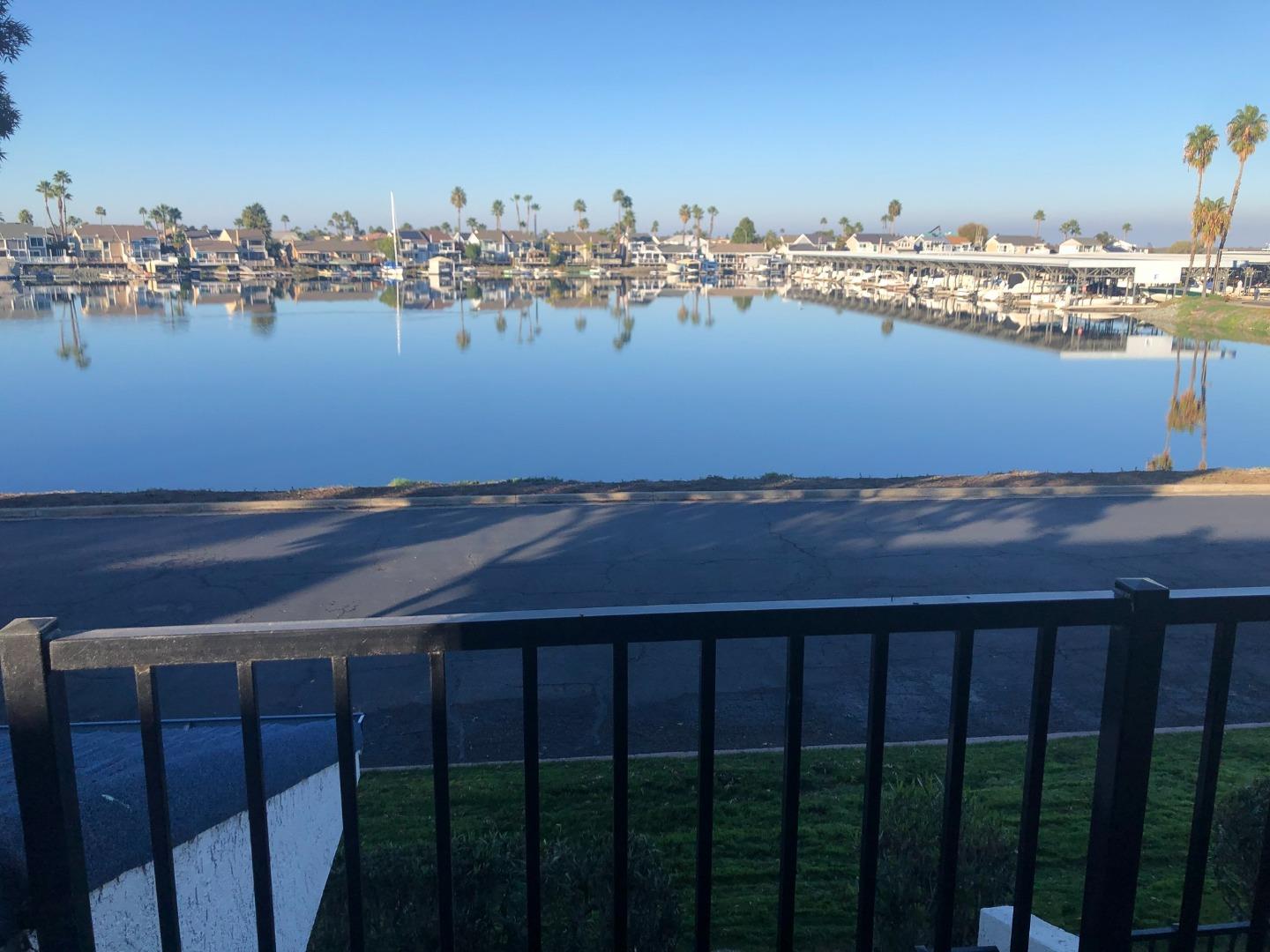 Front Image Thumbnail for ML82028389