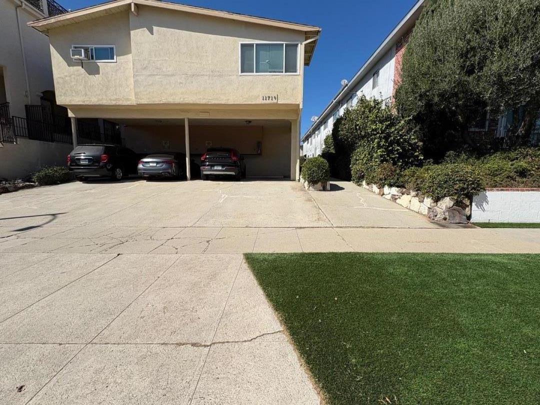 Front Image Thumbnail for ML82028407