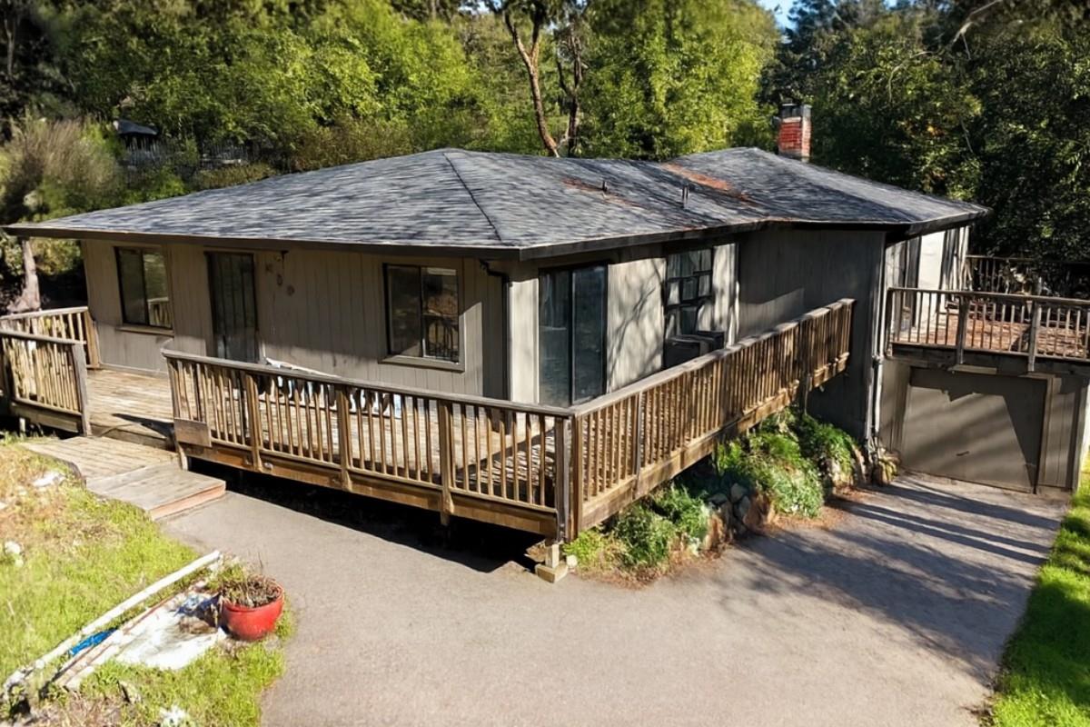 Front Image Thumbnail for ML82028408