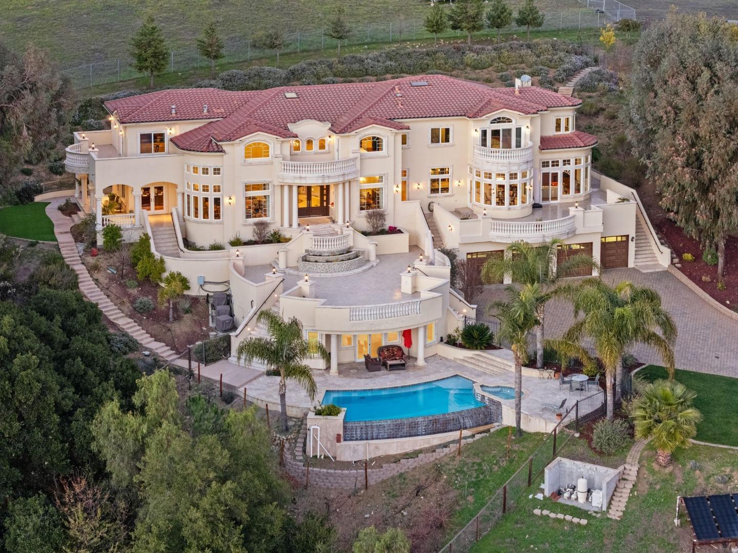 Front Image Thumbnail for ML82028490