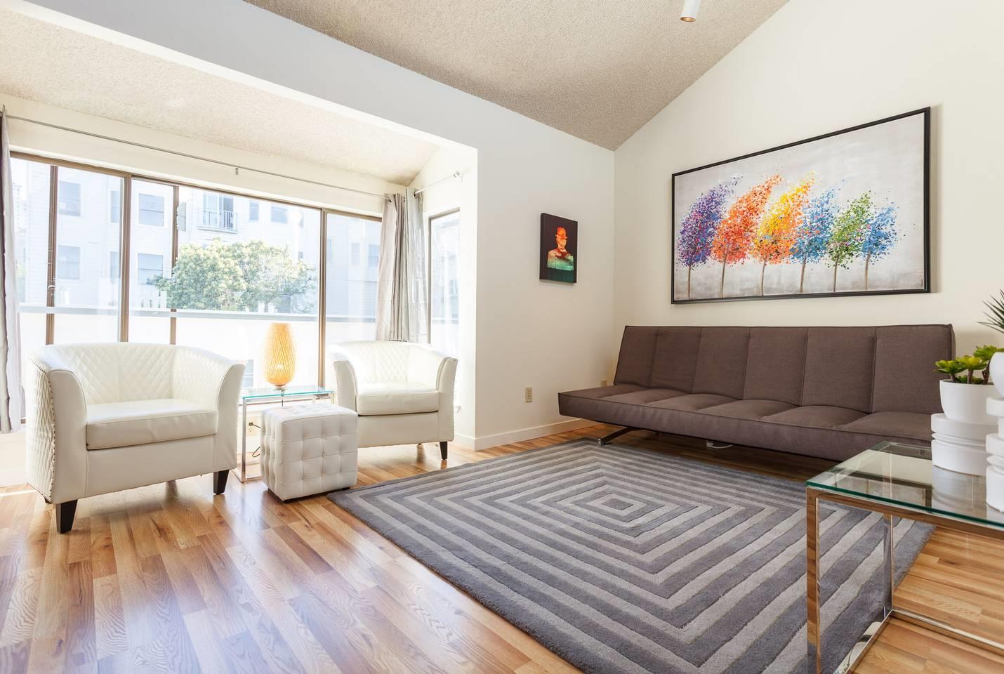 Front Image Thumbnail for ML82028560