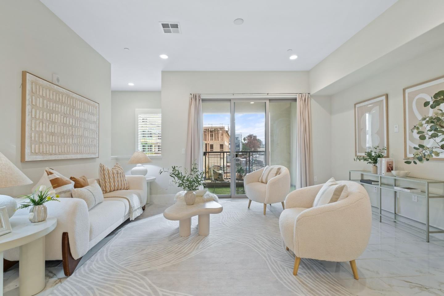 Front Image Thumbnail for ML82028578