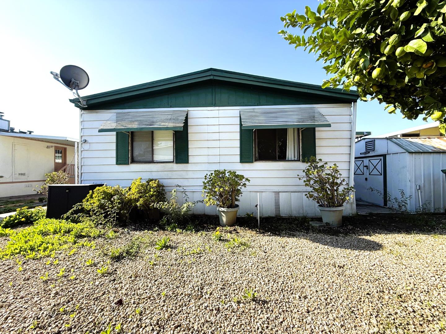 Front Image Thumbnail for ML82028666