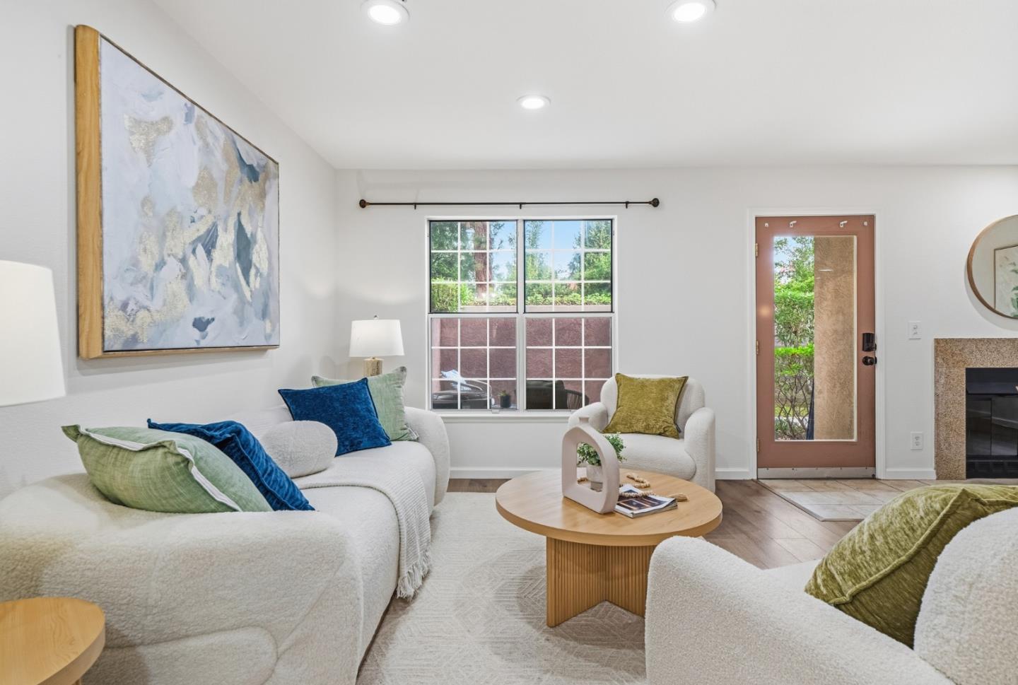 Front Image Thumbnail for ML82028685