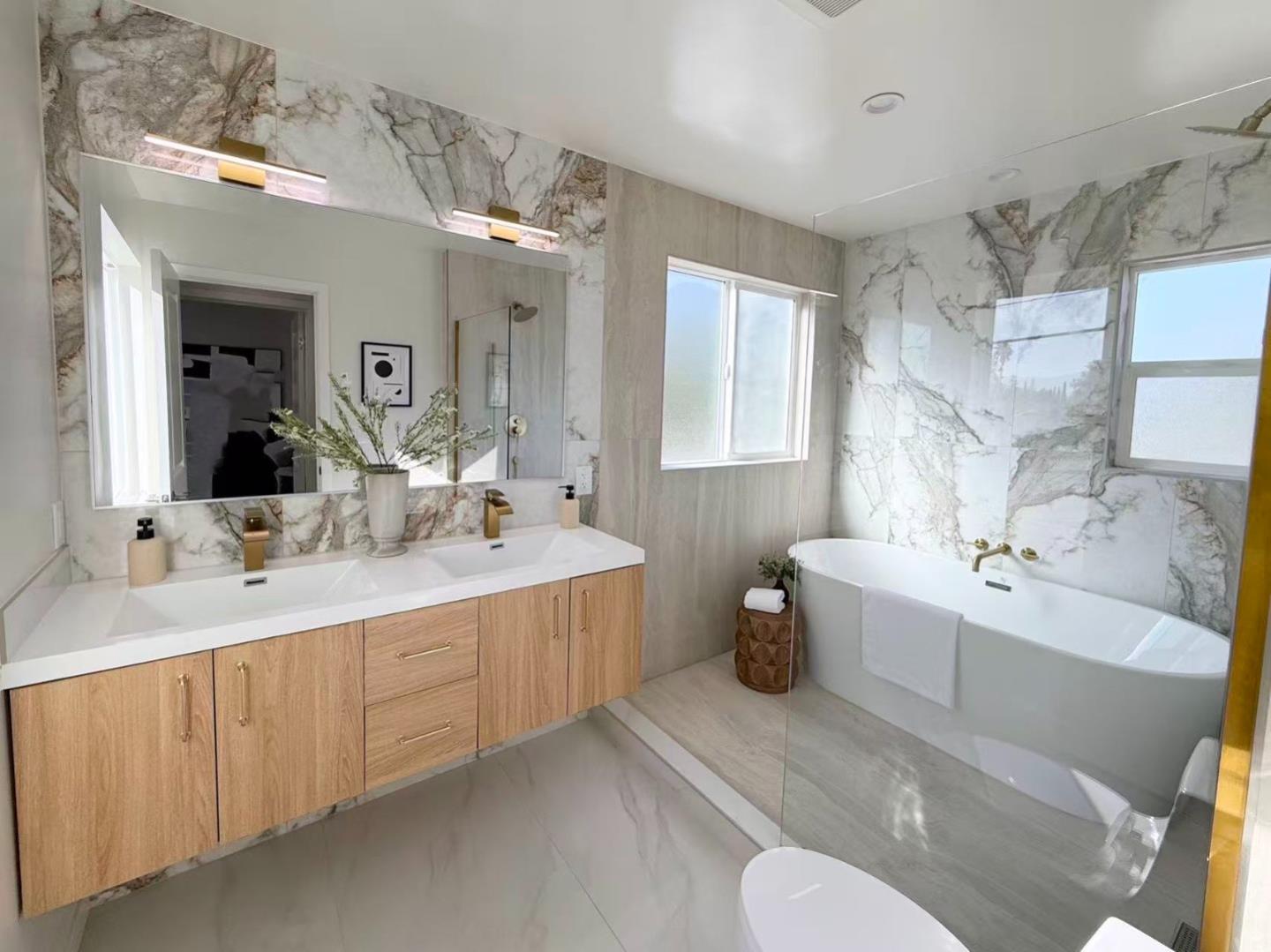 Front Image Thumbnail for ML82028692