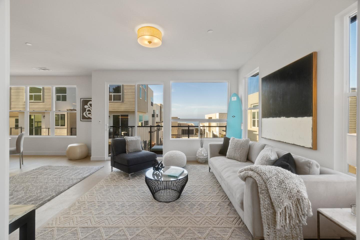 Front Image Thumbnail for ML82028701