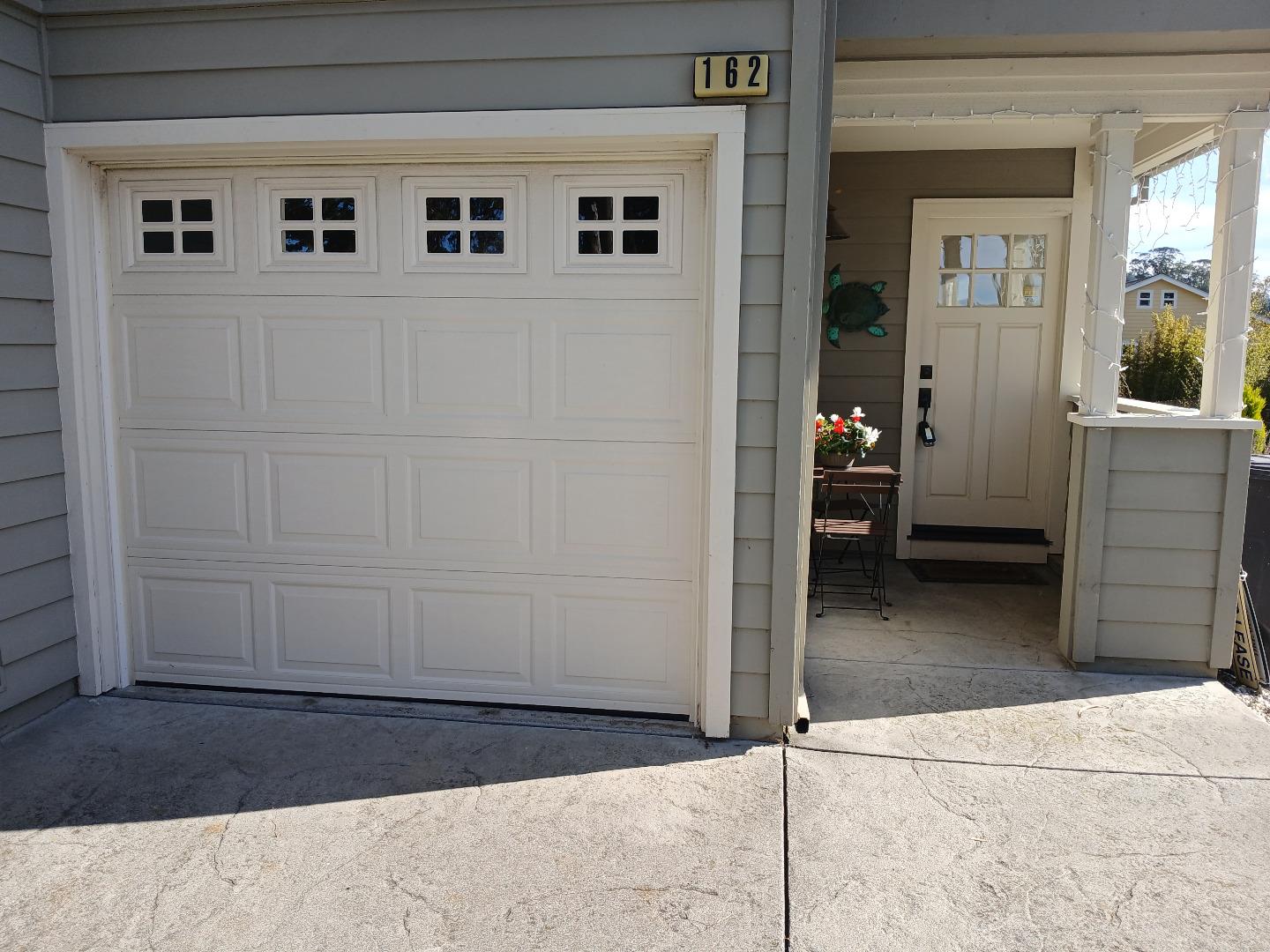 Front Image Thumbnail for ML82028849