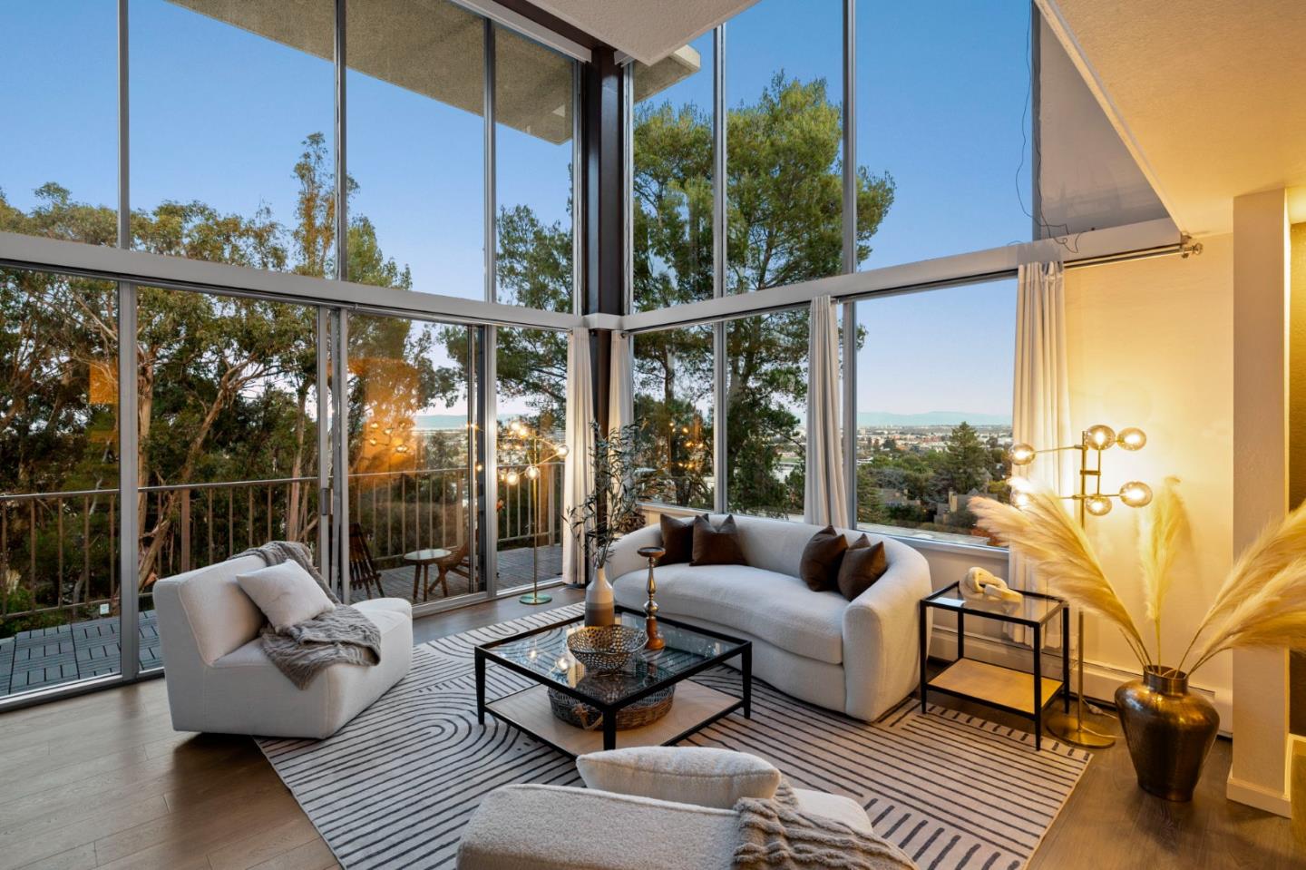 Front Image Thumbnail for ML82028875