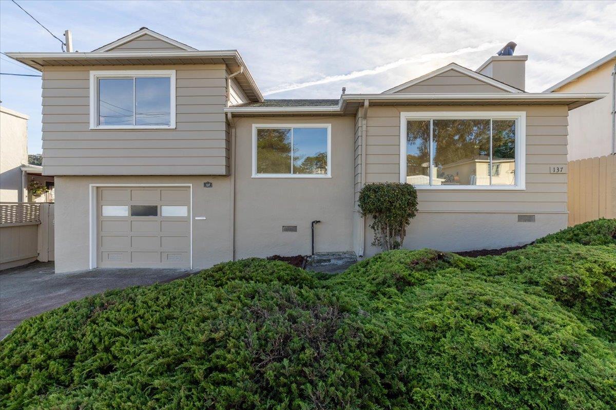 Front Image Thumbnail for ML82028898