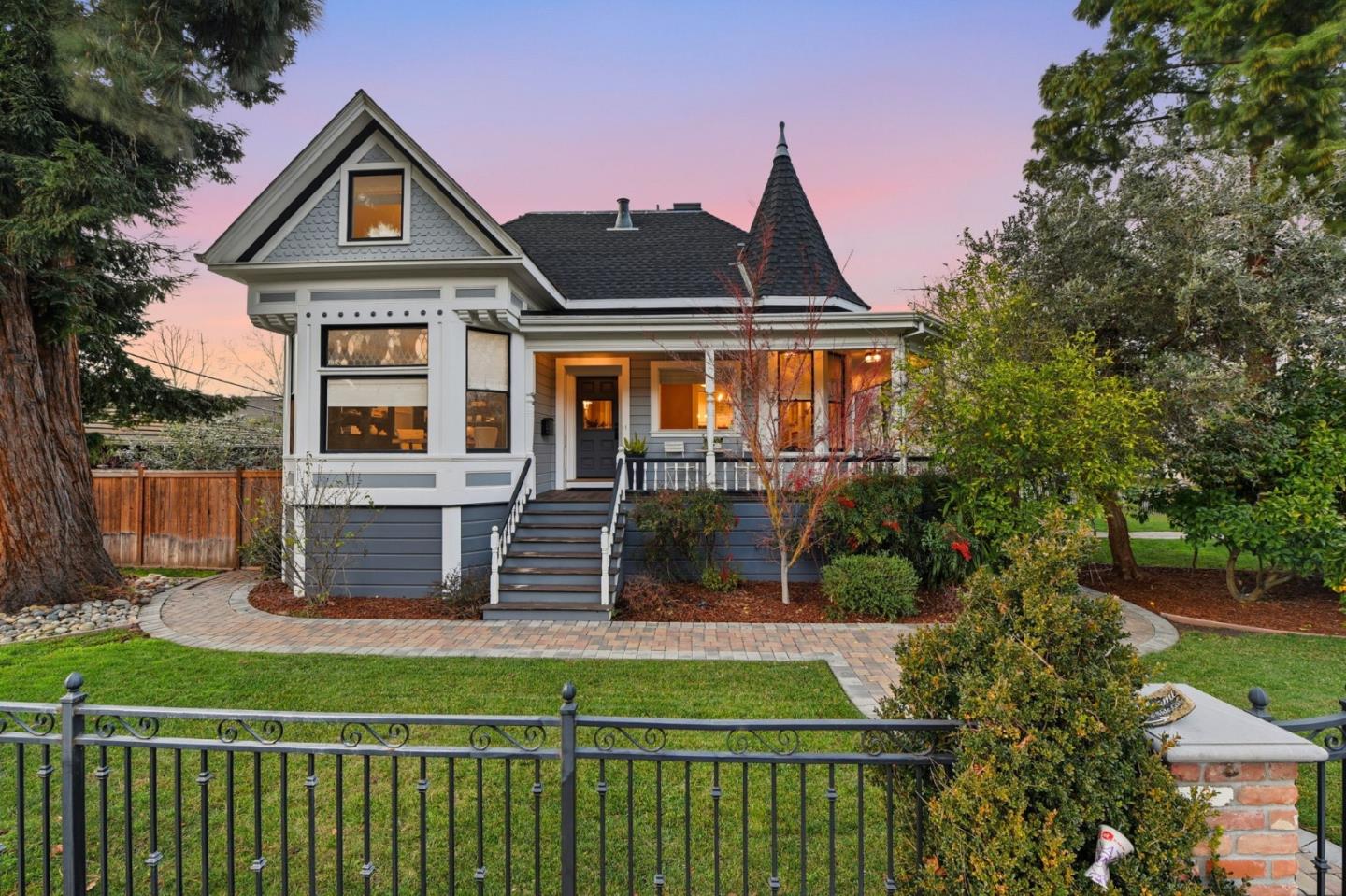 Front Image Thumbnail for ML82028909