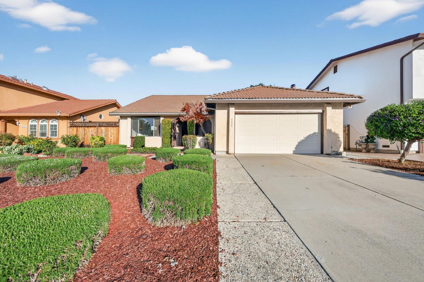 Front Image Thumbnail for ML82028912