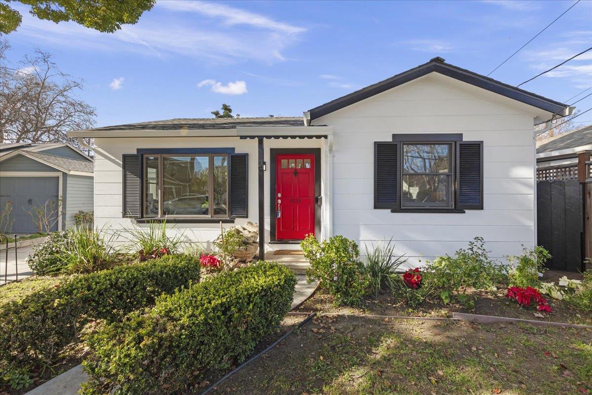 Front Image Thumbnail for ML82028981