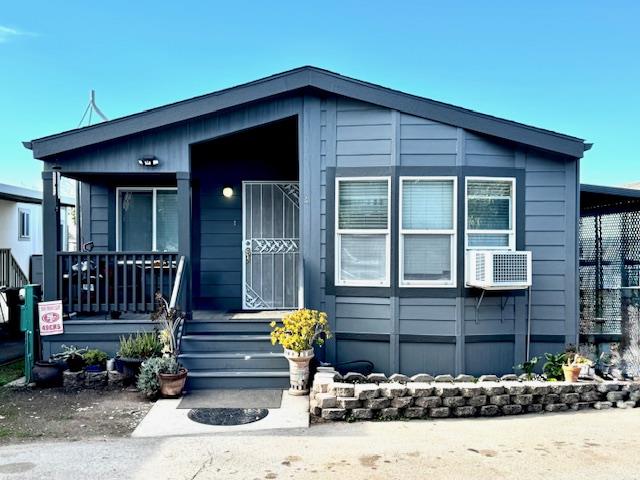 Front Image Thumbnail for ML82028982