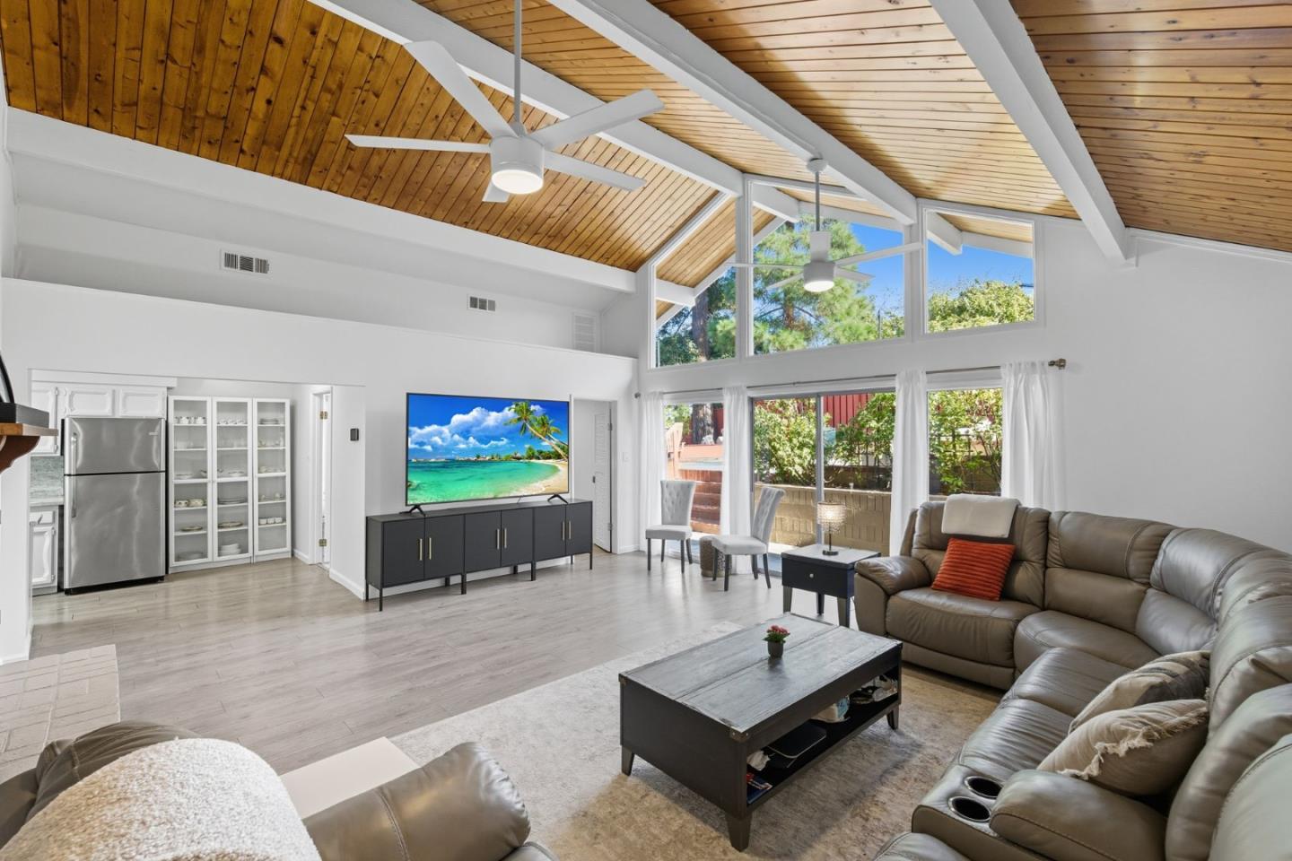 Front Image Thumbnail for ML82028991