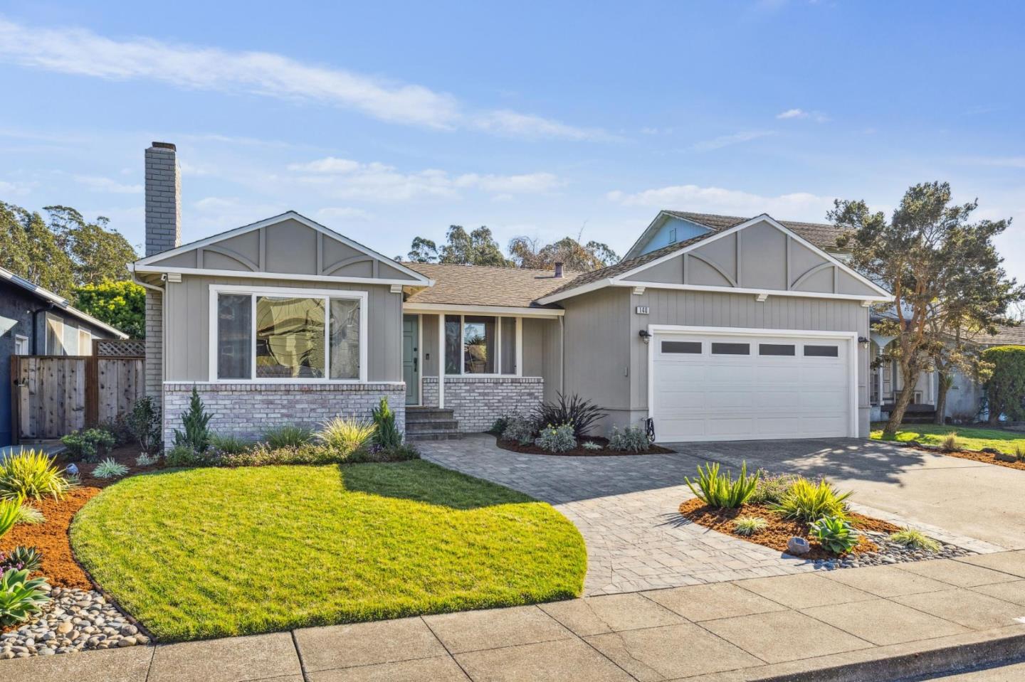 Front Image Thumbnail for ML82028996