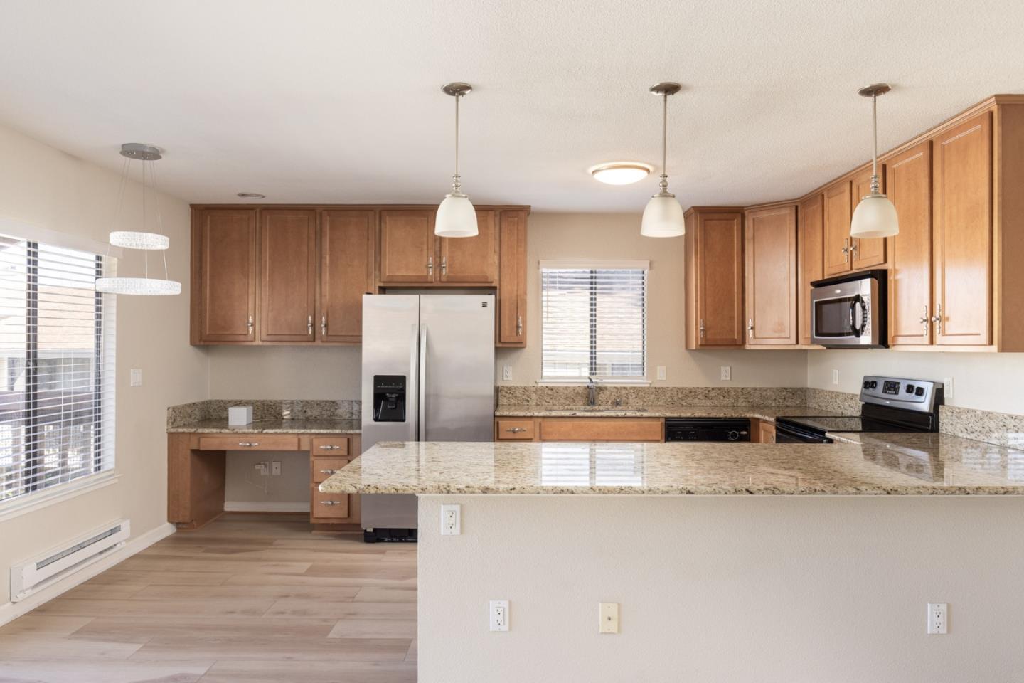 Front Image Thumbnail for ML82029016