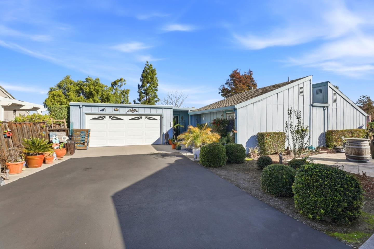 Front Image Thumbnail for ML82029029