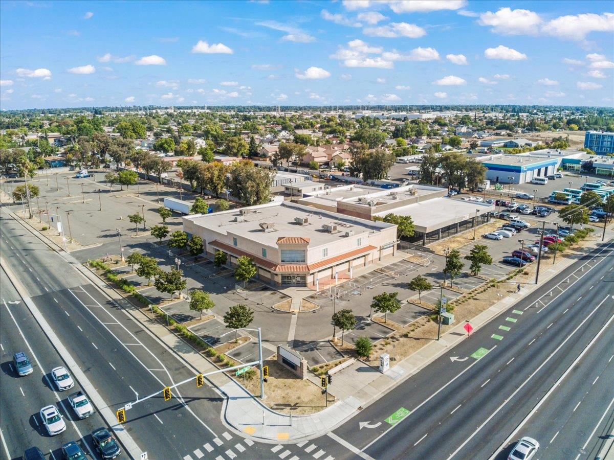 Front Image Thumbnail for ML82029031