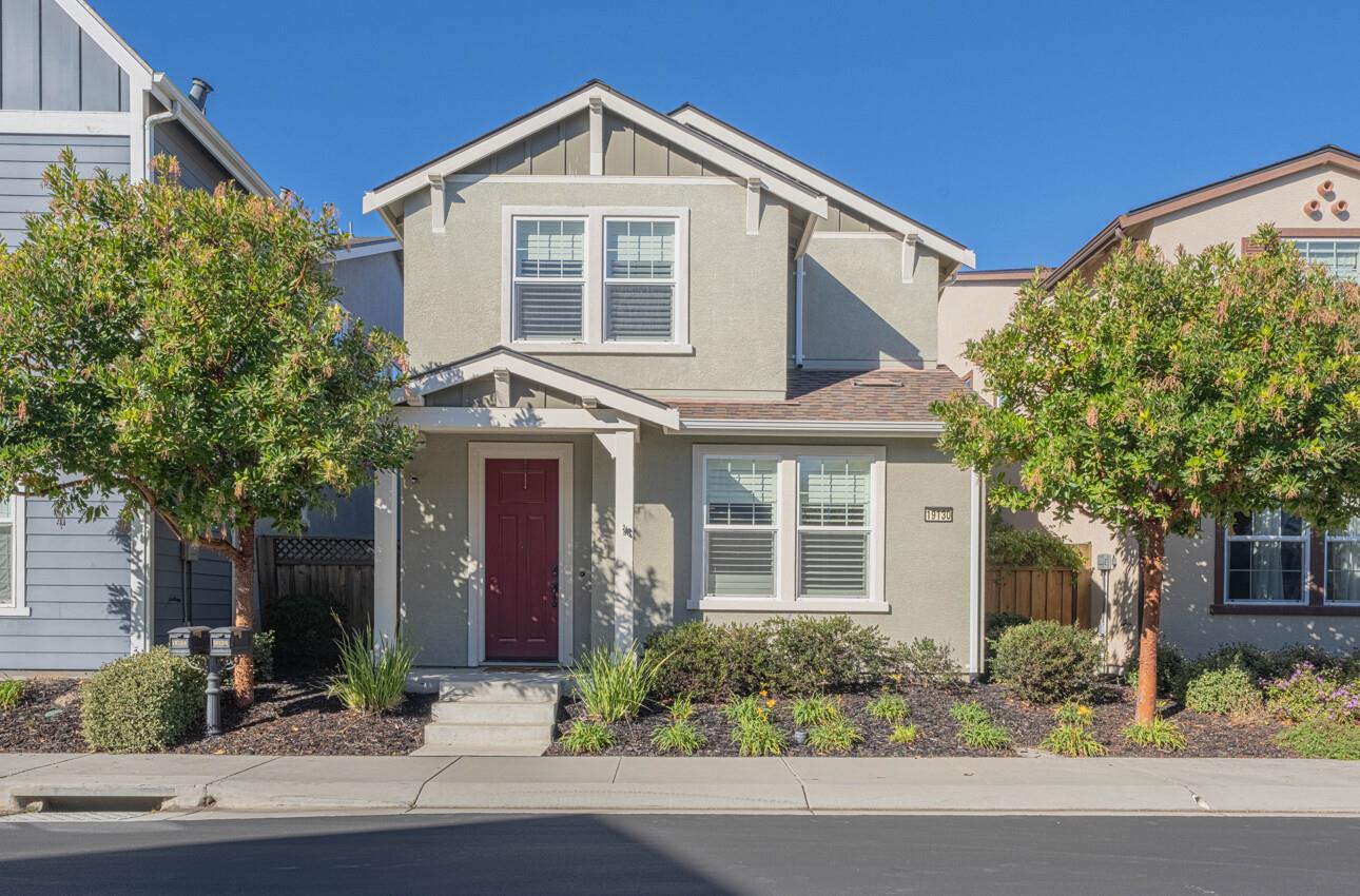 Front Image Thumbnail for ML82029057