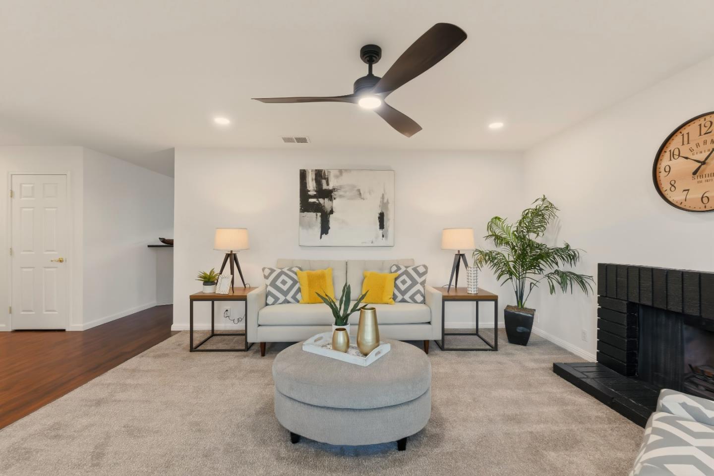 Front Image Thumbnail for ML82029131