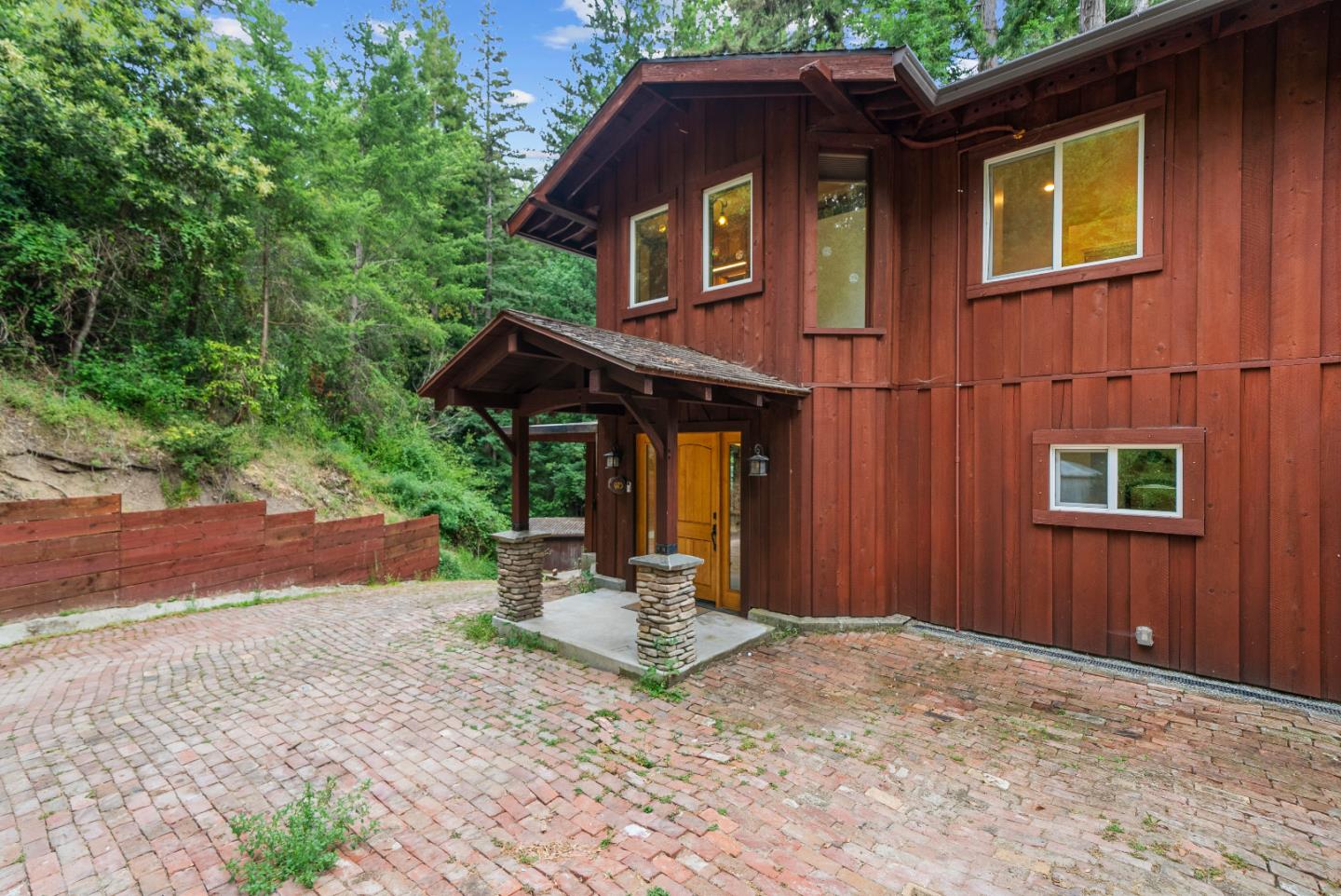 Front Image Thumbnail for ML82029137