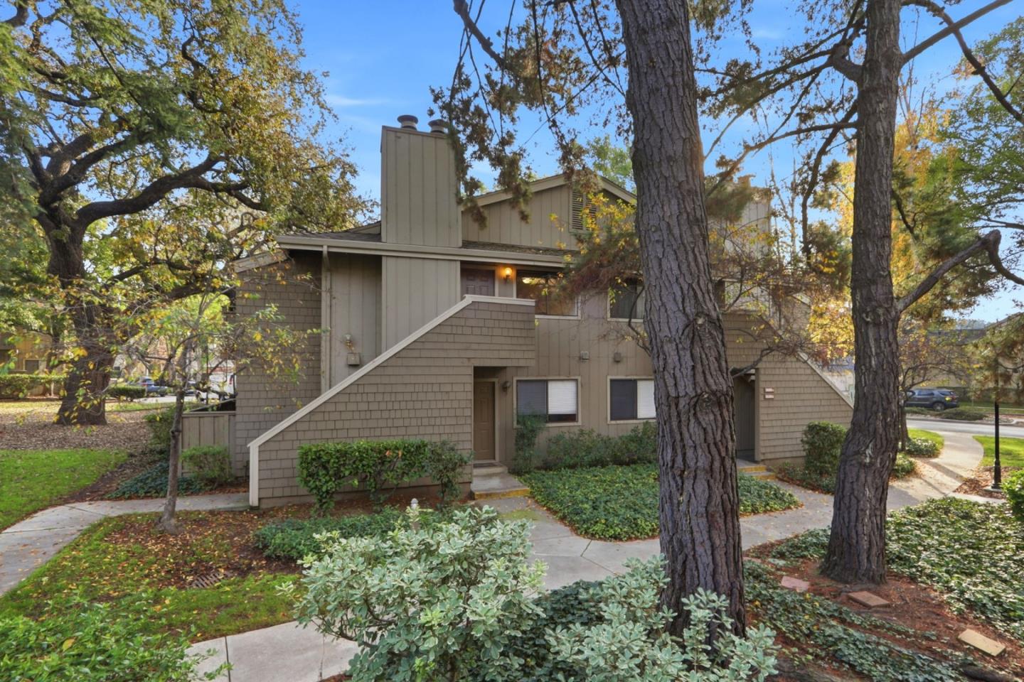 Front Image Thumbnail for ML82029151