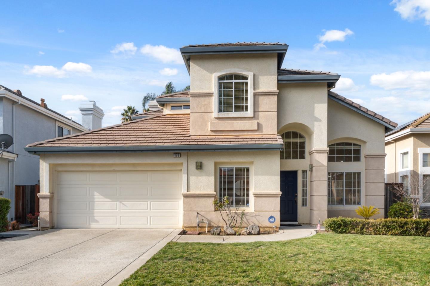 Front Image Thumbnail for ML82029159