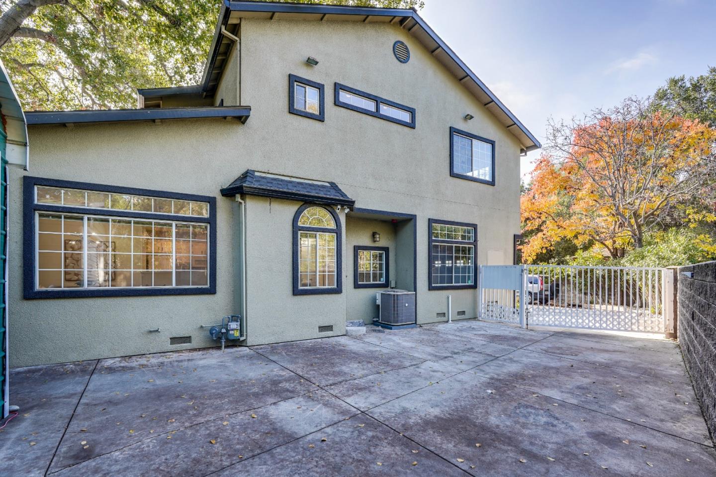 Front Image Thumbnail for ML82029209