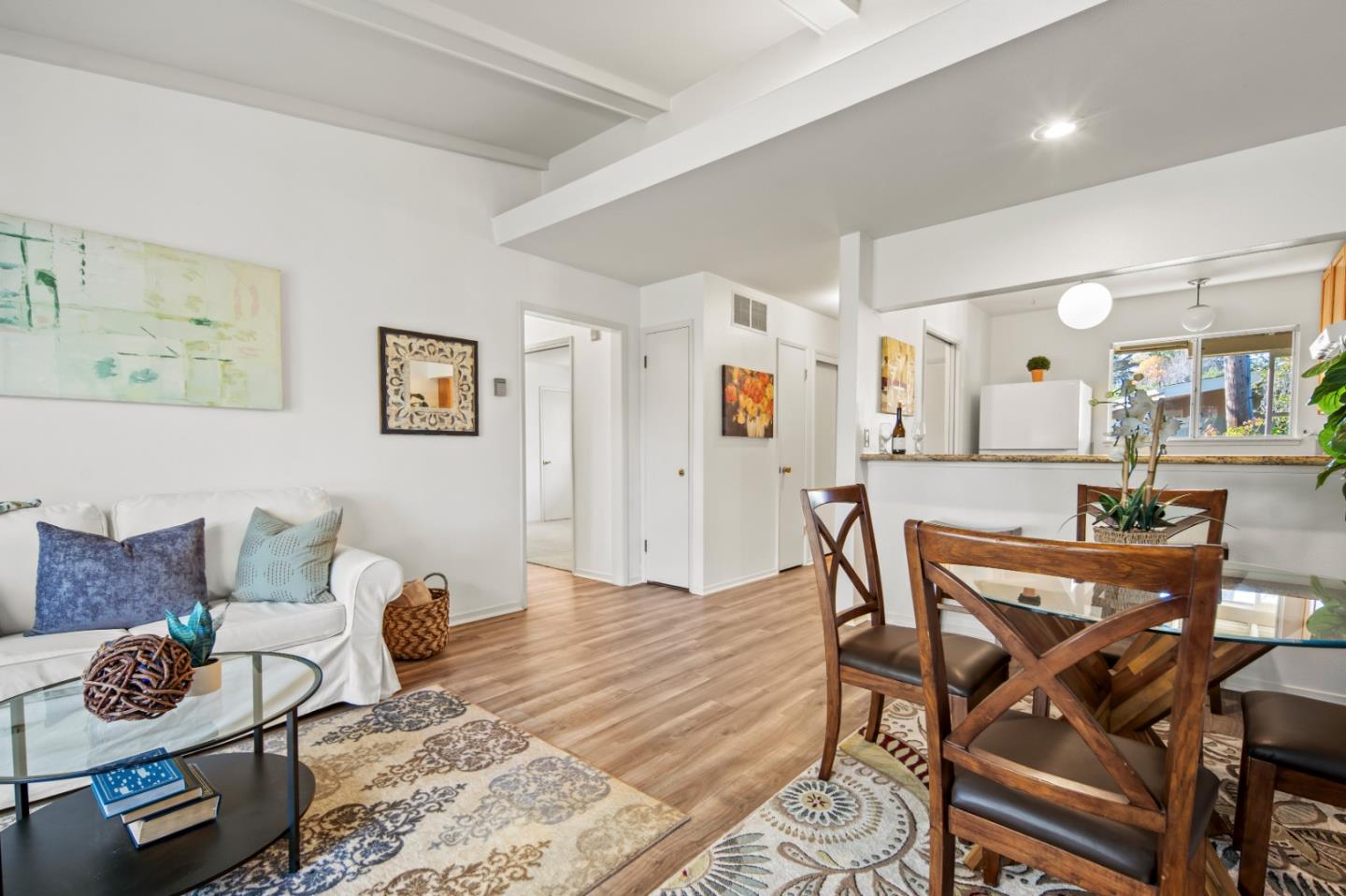 Front Image Thumbnail for ML82029231