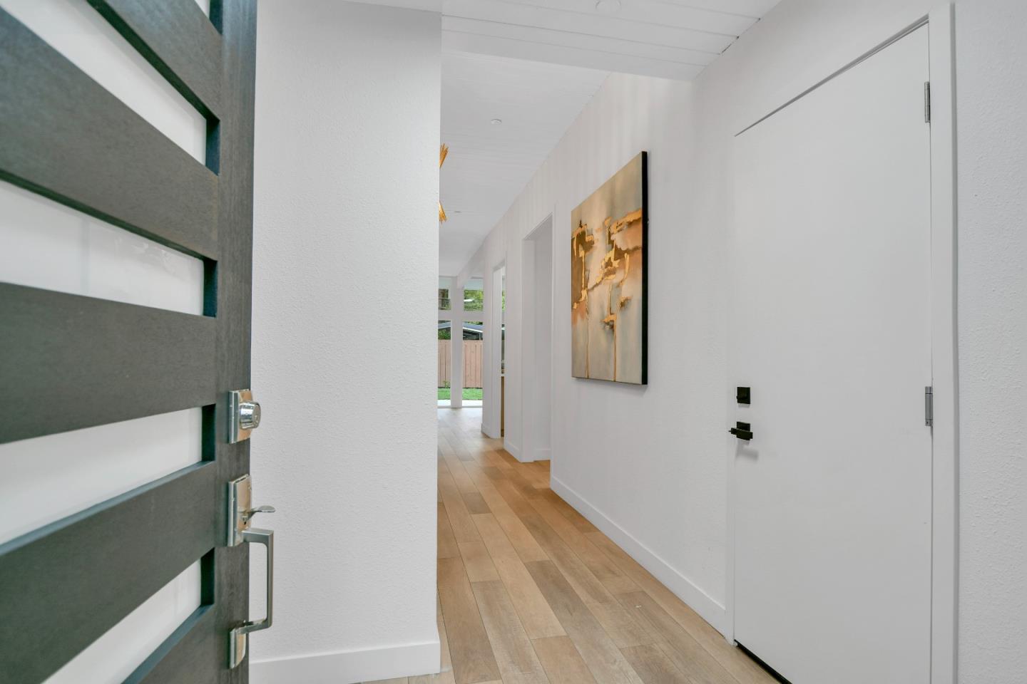 Front Image Thumbnail for ML82029248