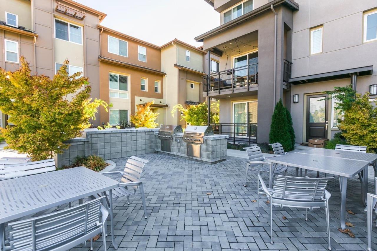 Front Image Thumbnail for ML82029281