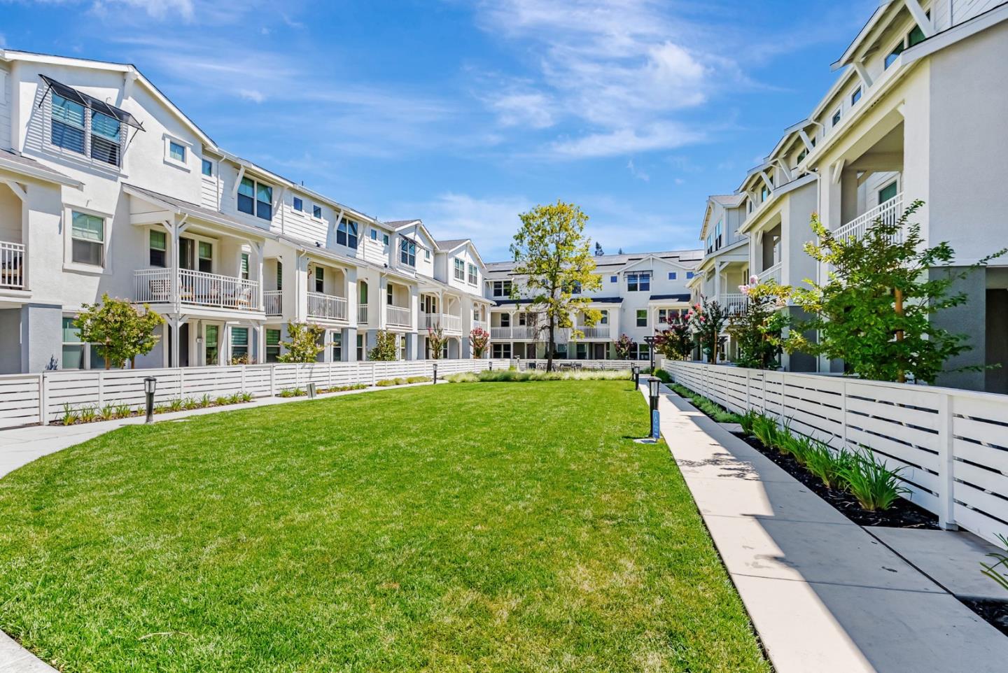 Front Image Thumbnail for ML82029292