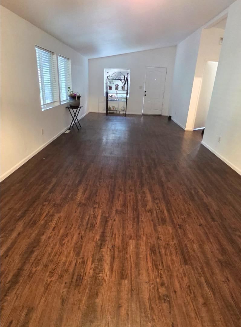 Front Image Thumbnail for ML82029372