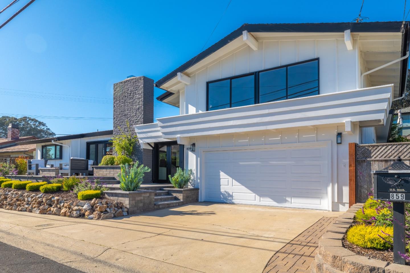 Front Image Thumbnail for ML82029378