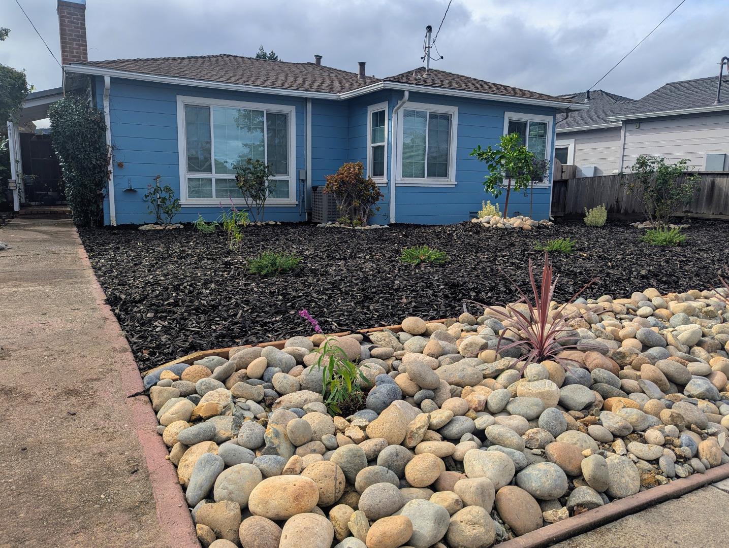 Front Image Thumbnail for ML82029394